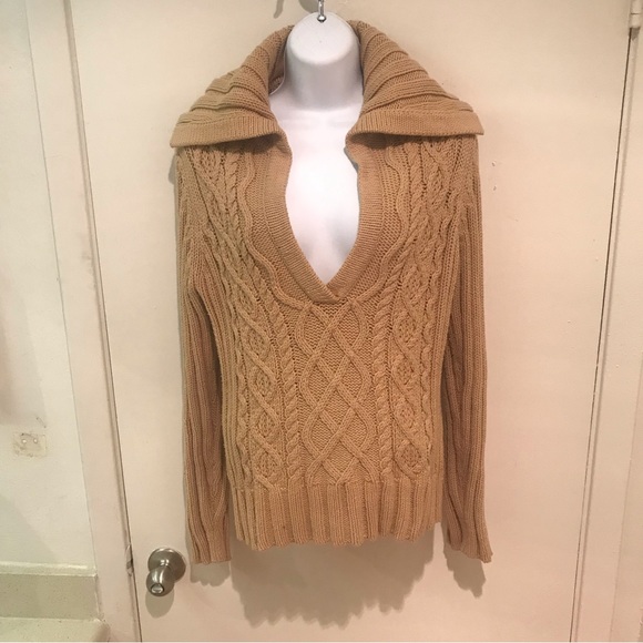 WOMEN’s GAP V NECK CABLE KNIT PULLOVER SWEATER CAMEL BROWN COLLAR  M - Picture 1 of 10